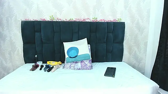 Ariana_Diosa live sex cam