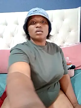 JUICEYLIPS333X's cam snapshot