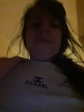 HellaReousx's cam snapshot