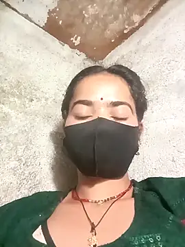 Sunali_Bendre's cam snapshot