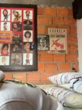 Charlotte_Mason live sex cam