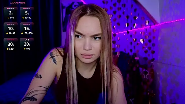 KitsyMoore's cam snapshot