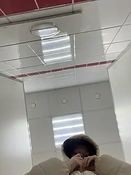 MaryHiggins live sex cam