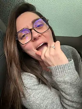 Petite_minette30 live sex cam