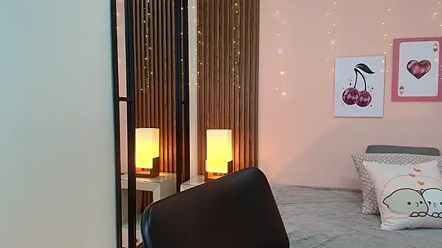 alina_martinelli's cam snapshot