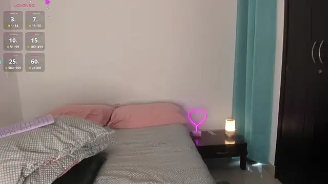 _lucianapalmer live sex cam