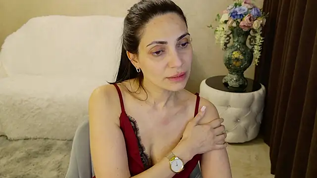 LovelyBeatrice live sex cam