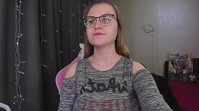 MissBrightShine's cam snapshot