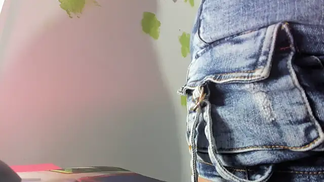 ANA-BULLOCK-'s cam snapshot