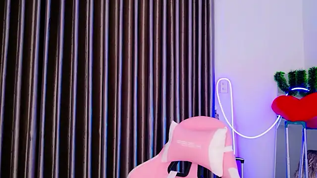 betty_xoxoo's cam snapshot