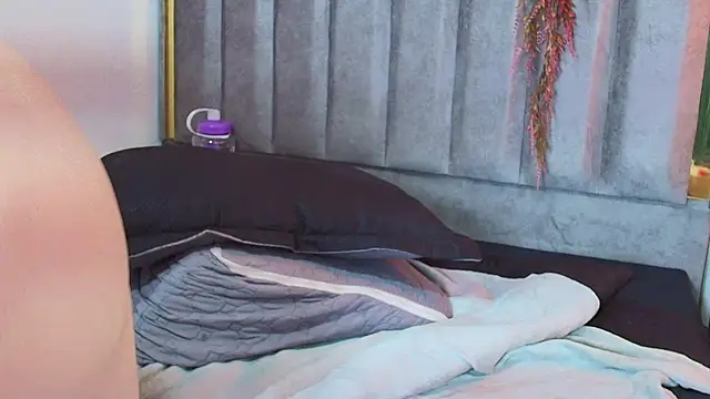 Zoe_Curvy live sex cam