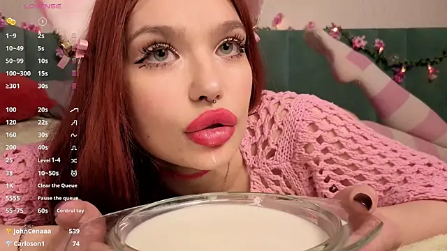 PrettyLilie's cam snapshot