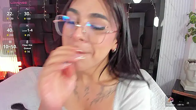 RoseCassie live sex cam