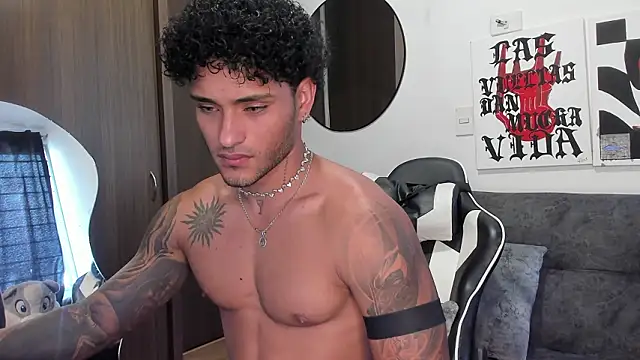 Alessandro_Vanni live sex cam