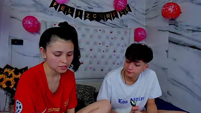 Ari_and_Storm live sex cam