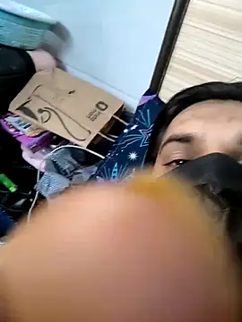 Curvy_Simran live sex cam