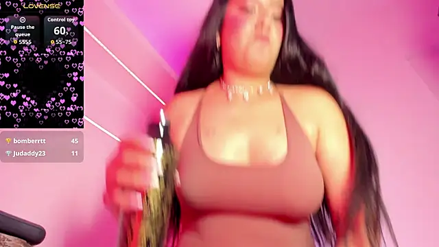 JoycePierce's cam snapshot