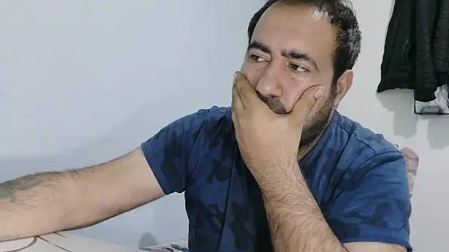 big_snakee live sex cam