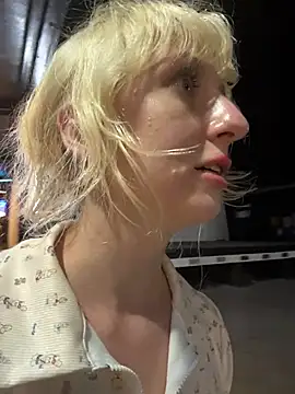 RonnieKiss's cam snapshot