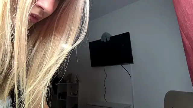 Evva_mayy's cam snapshot