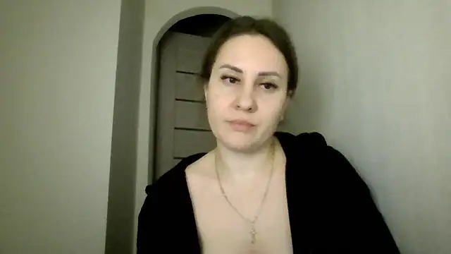 MeadowEyes's cam snapshot