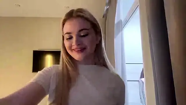 KariJarecke's cam snapshot