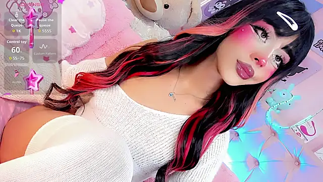 Cute_Roxxy live sex cam