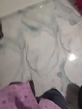 RAYI_Queen_4's cam snapshot