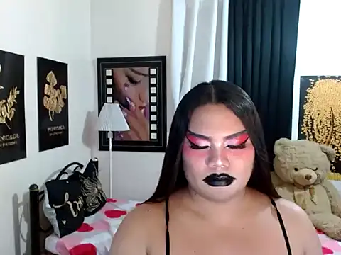 TSbrianaHugeCock live sex cam