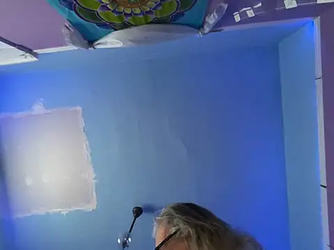 LickYourYoni's cam snapshot