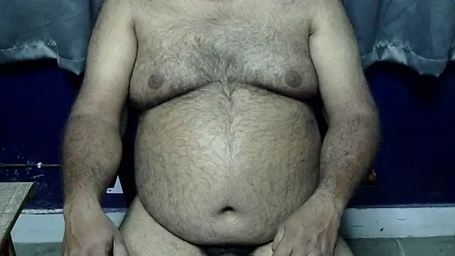 hairysubcub_70's cam snapshot