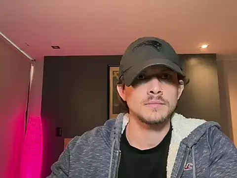 mcklister_kinky_feets live sex cam