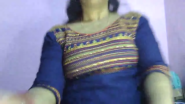 Pooja-suman's cam snapshot