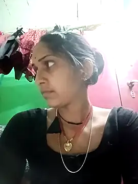 Chayna_singh's cam snapshot