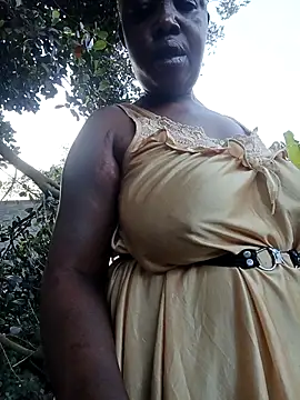 Ledi_brown's cam snapshot