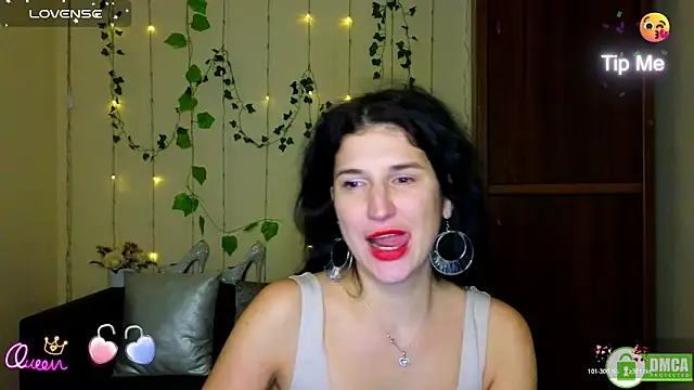 Alianna_Solo_Kisses live sex cam