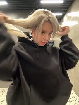 Chiibi's cam snapshot