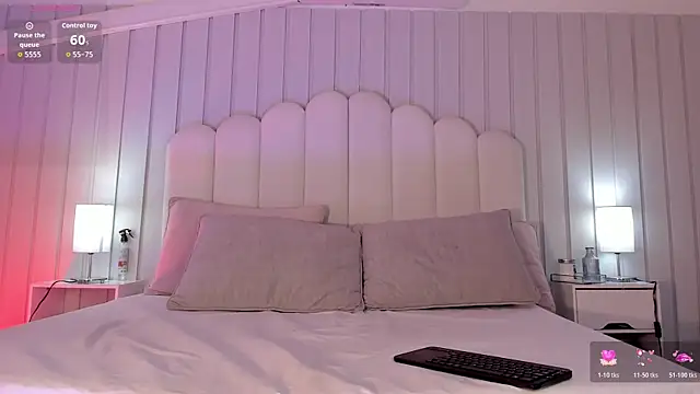 Ashleyy_piink's cam snapshot