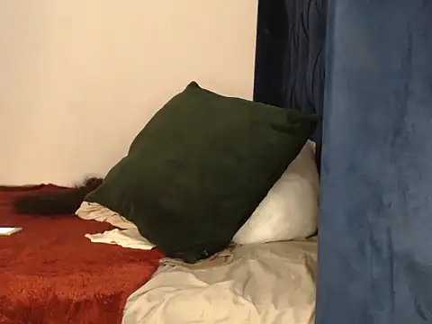 Rayna-20's cam snapshot