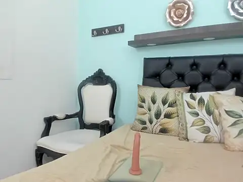 Sexy_ebony_1's cam snapshot