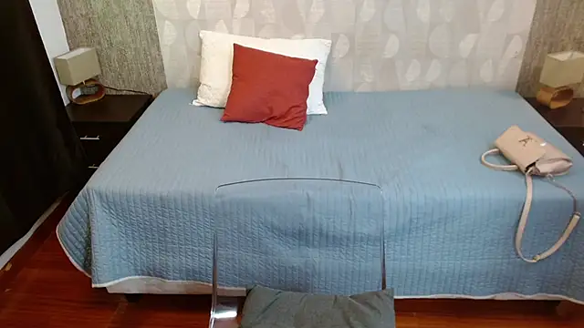 mia_blush1's cam snapshot