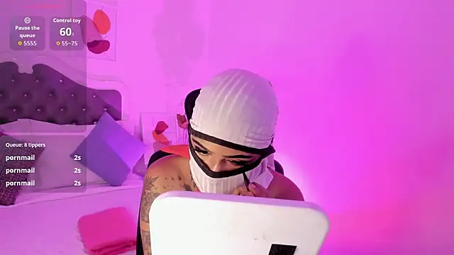 Aisha_Haddad's cam snapshot