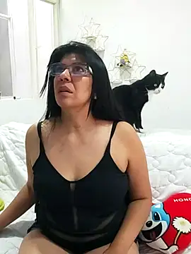 aisha_latina's cam snapshot