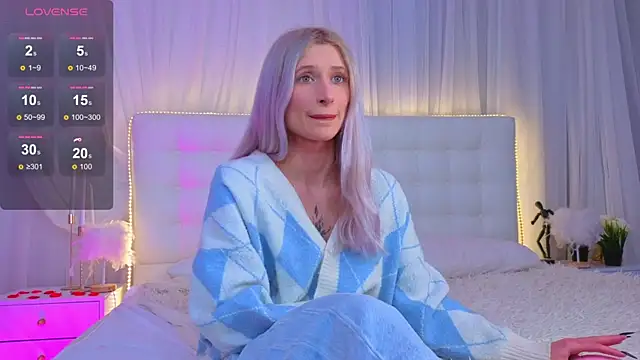 Monica_Leen's cam snapshot