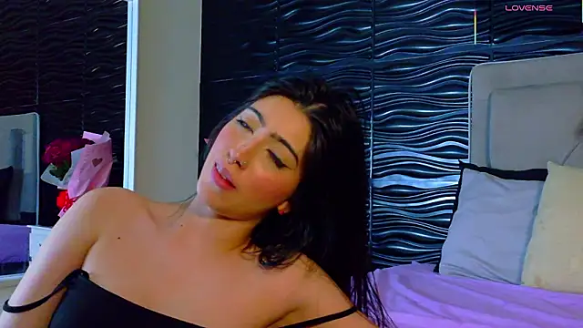 Ambar_Bull live sex cam