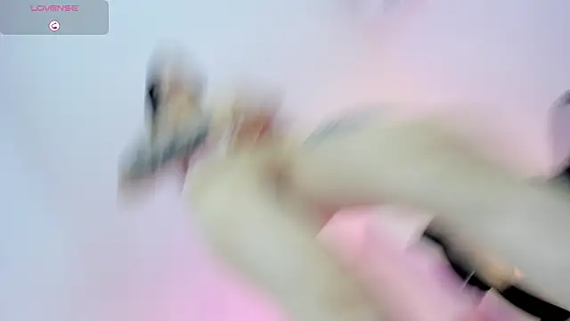 Zaya_22's cam snapshot