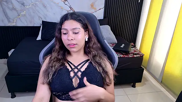 Sophie19__'s cam snapshot