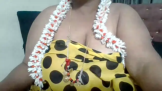archanatelugu9 live sex cam