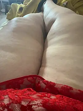 BabyGirlsss200's cam snapshot