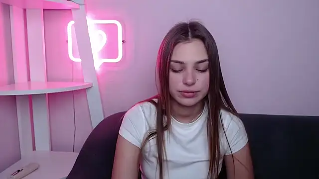 MilanaAngelAs's cam snapshot